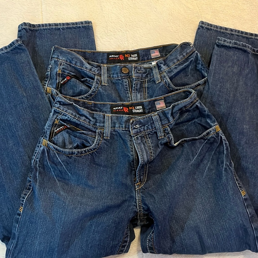 ARIAT FR M3 loose Straight